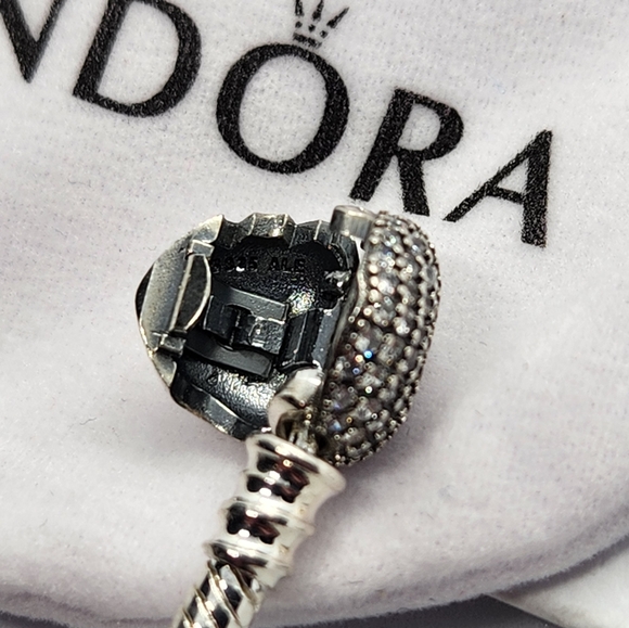 Pandora Moments Sparkling Heart Claps Snake Chain Charm Bracelet Size 7.5 Inches - Picture 8 of 8